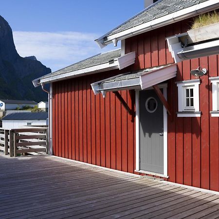Reine Rorbu, Amaliebua Villa Exterior photo